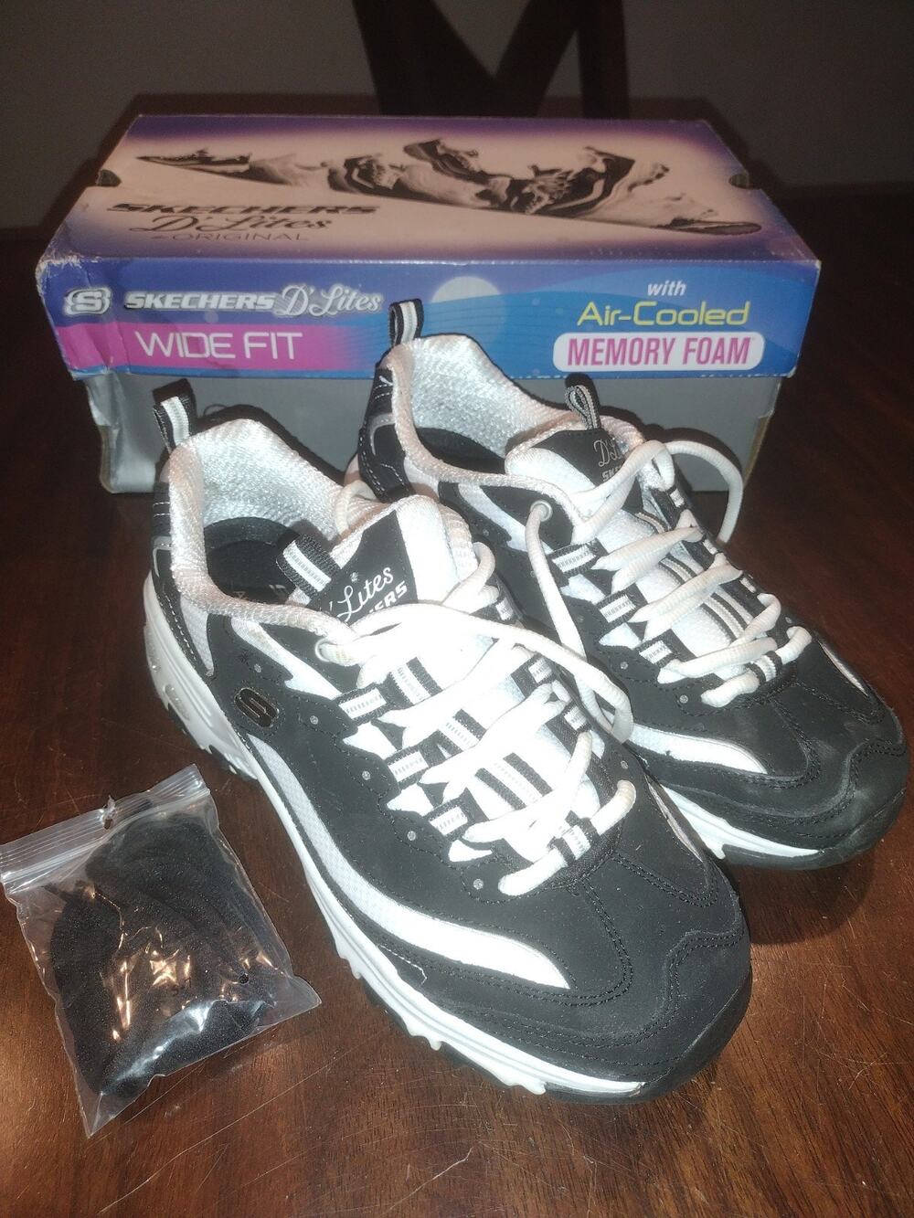 Skechers Wide Fit Black Dlites Shoe Women Sport Comfort Casual Memory Foam 11930